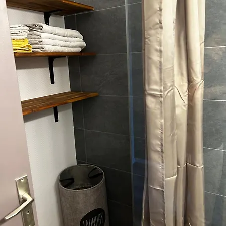 4 Personnes Confort A *