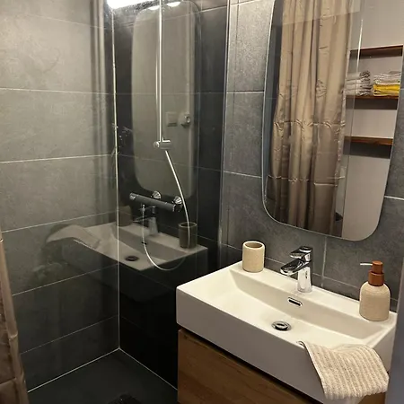 4 Personnes Confort A *